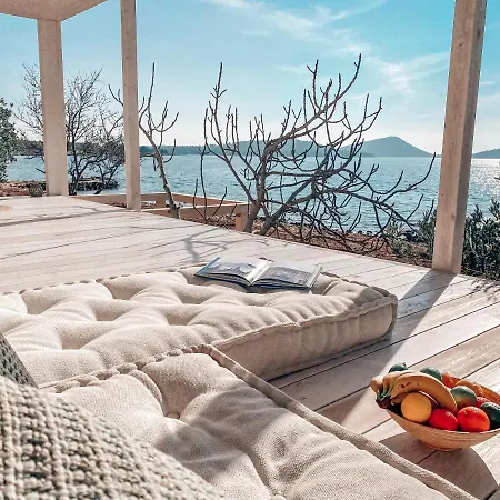 Oikos Buqez - New Villas 2021 * Pakostane