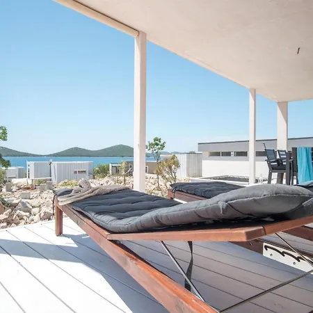 Oikos Buqez - New Villas 2021 *