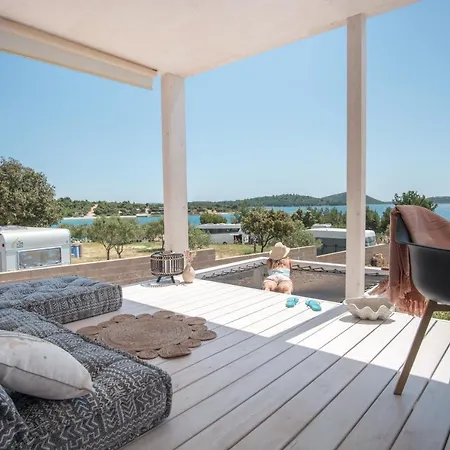 Villa Oikos Buqez - New Villas 2021