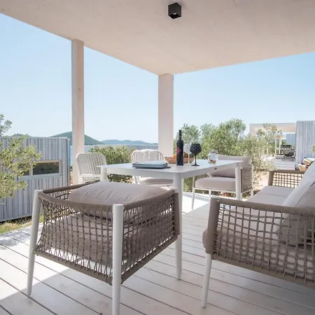 Oikos Buqez - New Villas 2021 Villa Pakostane