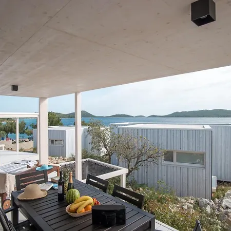 Oikos Buqez - New Villas 2021 Villa