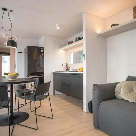 Oikos Buqez - New Villas 2021 Vila *