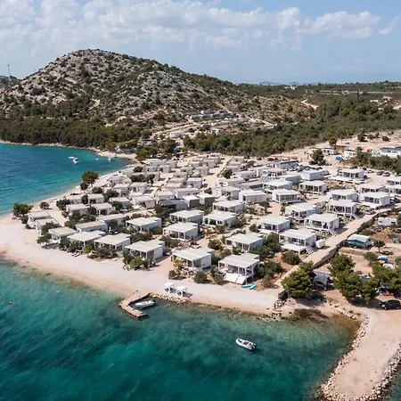 Oikos Buqez - New Villas 2021