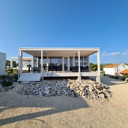 Oikos Buqez - New Villas 2021 Pakostane