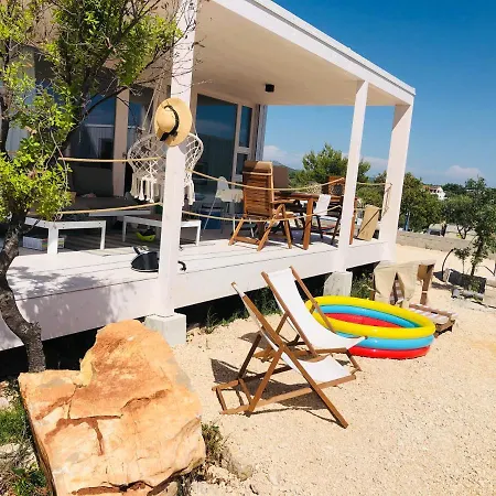 Oikos Buqez - New Villas 2021